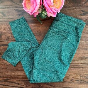 Mondetta slim fit fleece lined joggers in size L